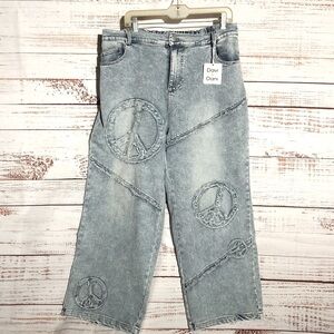 NWT Light Wash Peace Sign Patch Work Jeans - Davi & Dani Oversized baggy sz LG